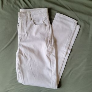 American Eagle Mom Jean